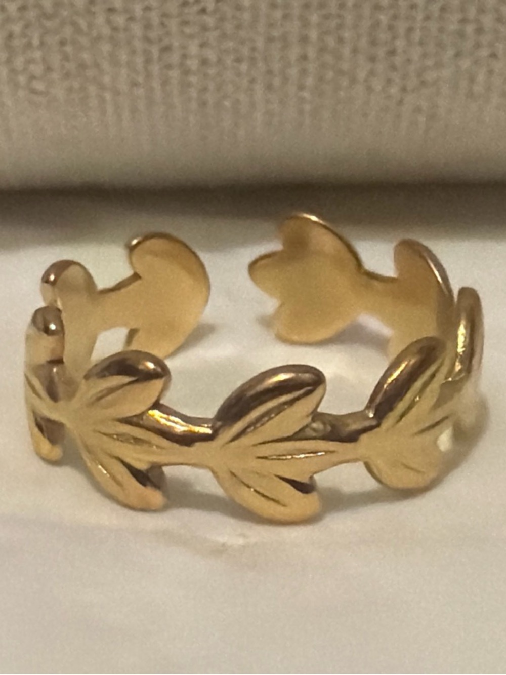 Gold Leaf Open Band Ring - Women Jewelry